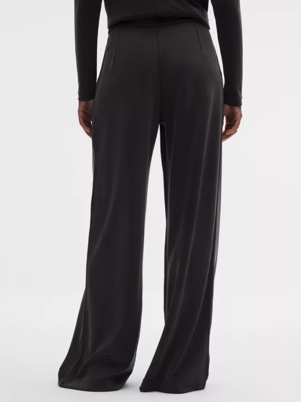 Softstreme Pintuck High-Rise Wide-Leg Pant
Regular - Picture 3 of 10